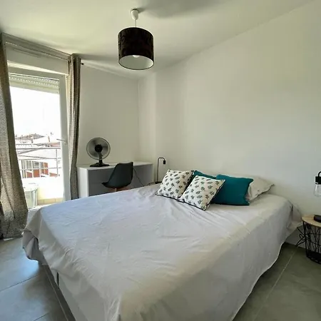 Bara By Yume Toulouse