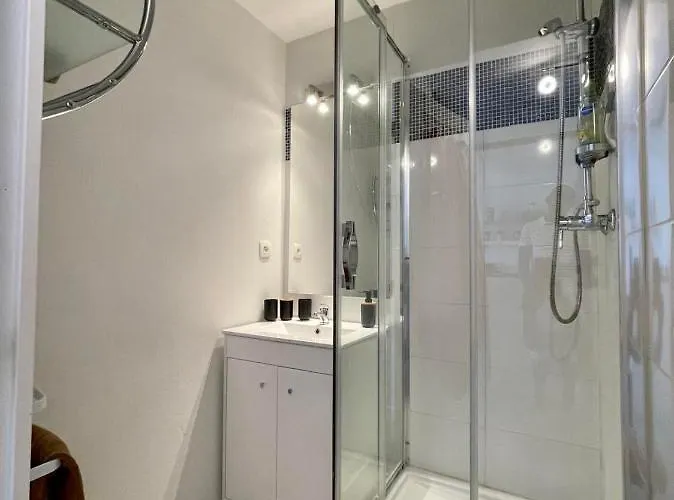 Bara By Yume * Toulouse